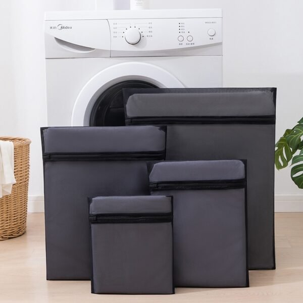 TK Zippered Mesh Laundry Wash Bag
