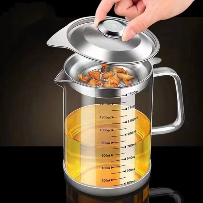Glass Measuring Cup with Stainless Steel Strainer