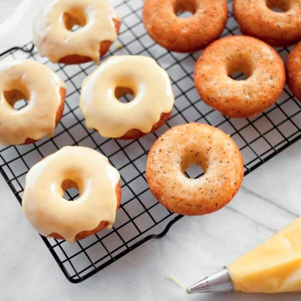 12-Cavity Donut Baking Pan – Carbon Steel