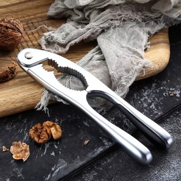 TK Strong Grip Nut Cracker – Heavy Duty Kitchen Tool