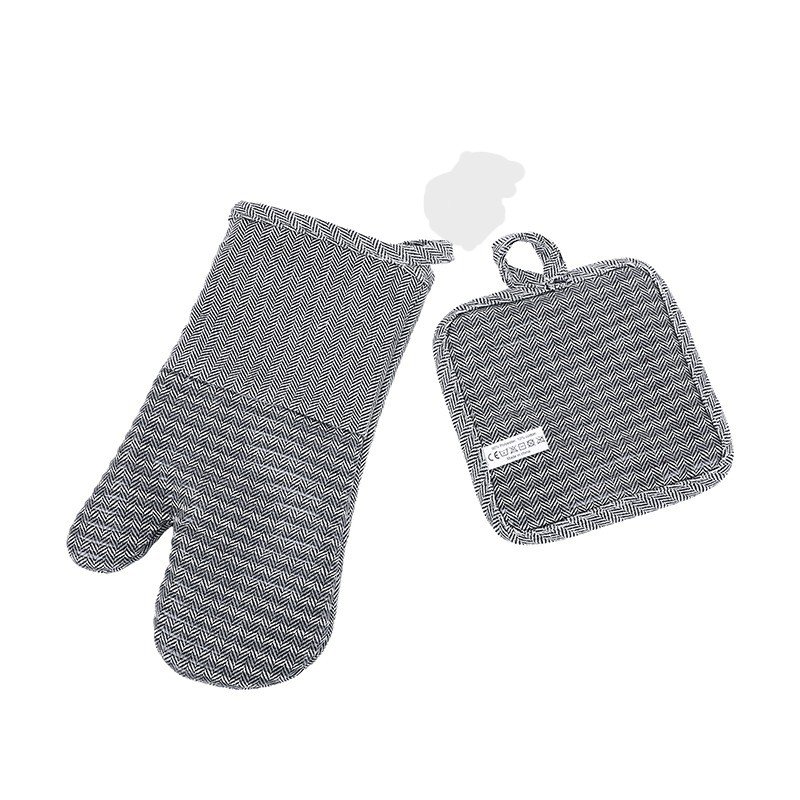 TK Heat Resistant Oven Mitts & Pot Holder Set