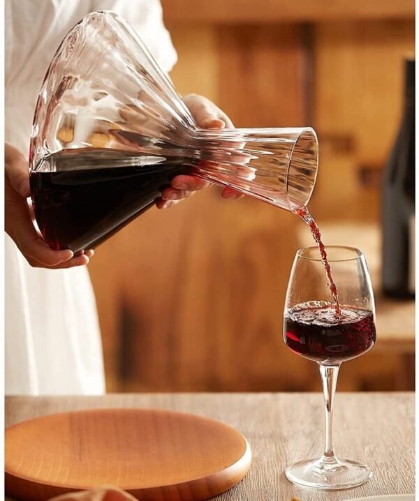 1200ml Rotating Wine Decanter – Elegant Wooden Base