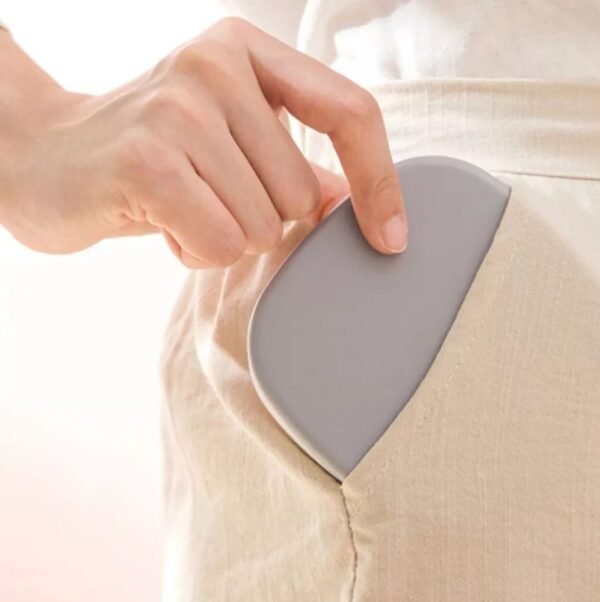 Compact Jewelry Organizer with Mirror – Multi-Compartment Travel Case