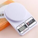 Compact Digital Kitchen Scale 10kg with LCD Display