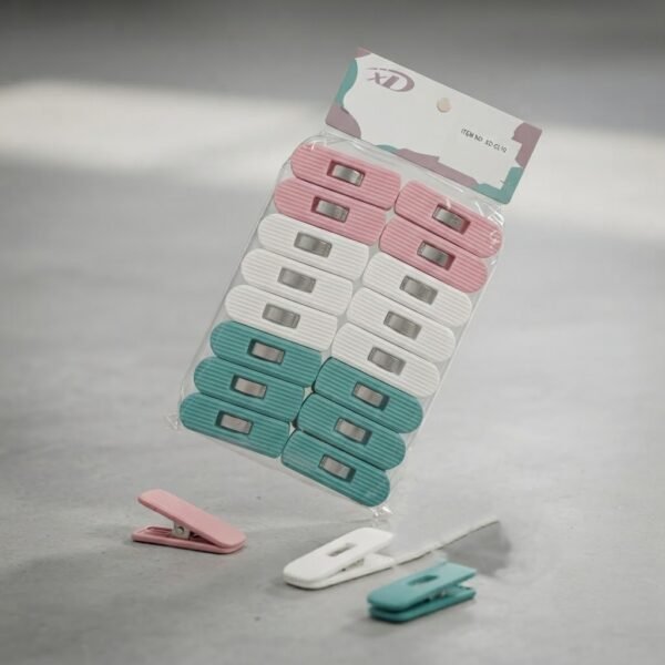 premium-strong-grip-clothes-pegs.webp